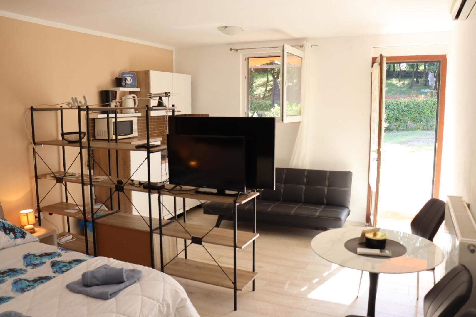 Apartments Matelici Divsici ภายนอก รูปภาพ