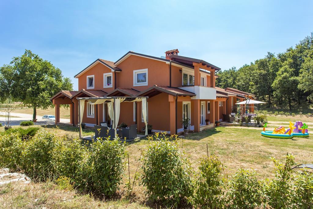 Apartments Matelici Divsici ภายนอก รูปภาพ