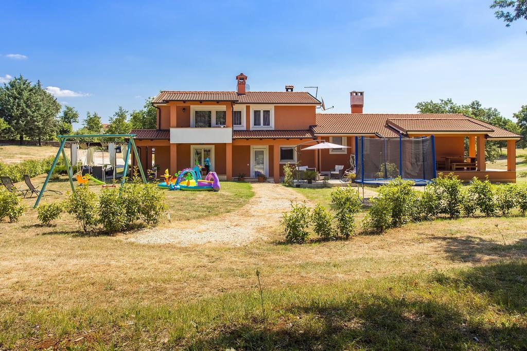 Apartments Matelici Divsici ภายนอก รูปภาพ