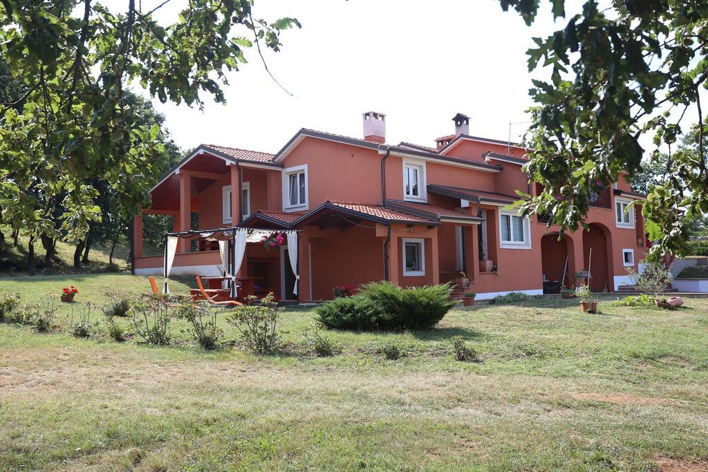Apartments Matelici Divsici ภายนอก รูปภาพ